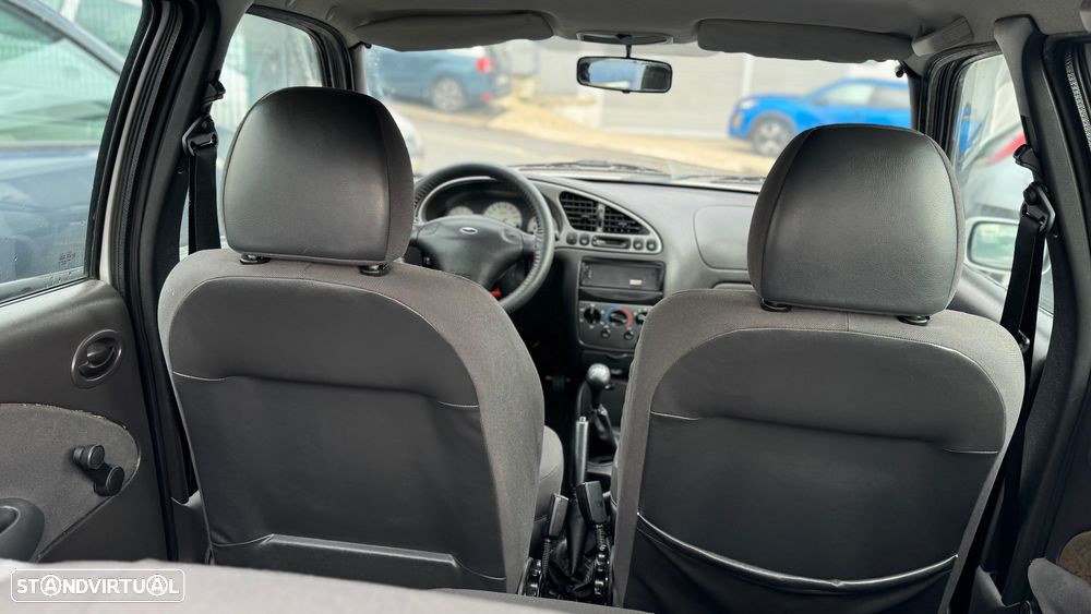 Ford Fiesta 1.25 Trend - 8