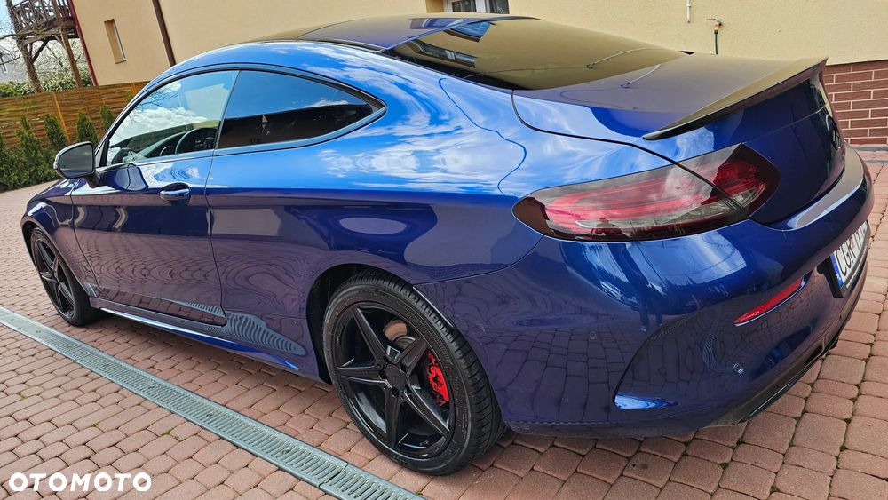 Mercedes-Benz Klasa C 200 7G-TRONIC - 32