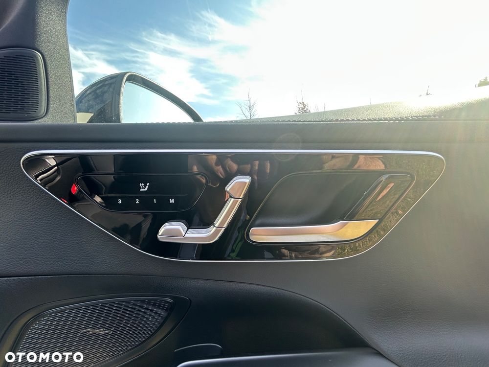Mercedes-Benz Klasa C 220 d 4Matic 9G-TRONIC AMG Line - 14