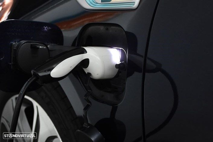 Kia Optima SW 2.0 CVVT PHEV - 6