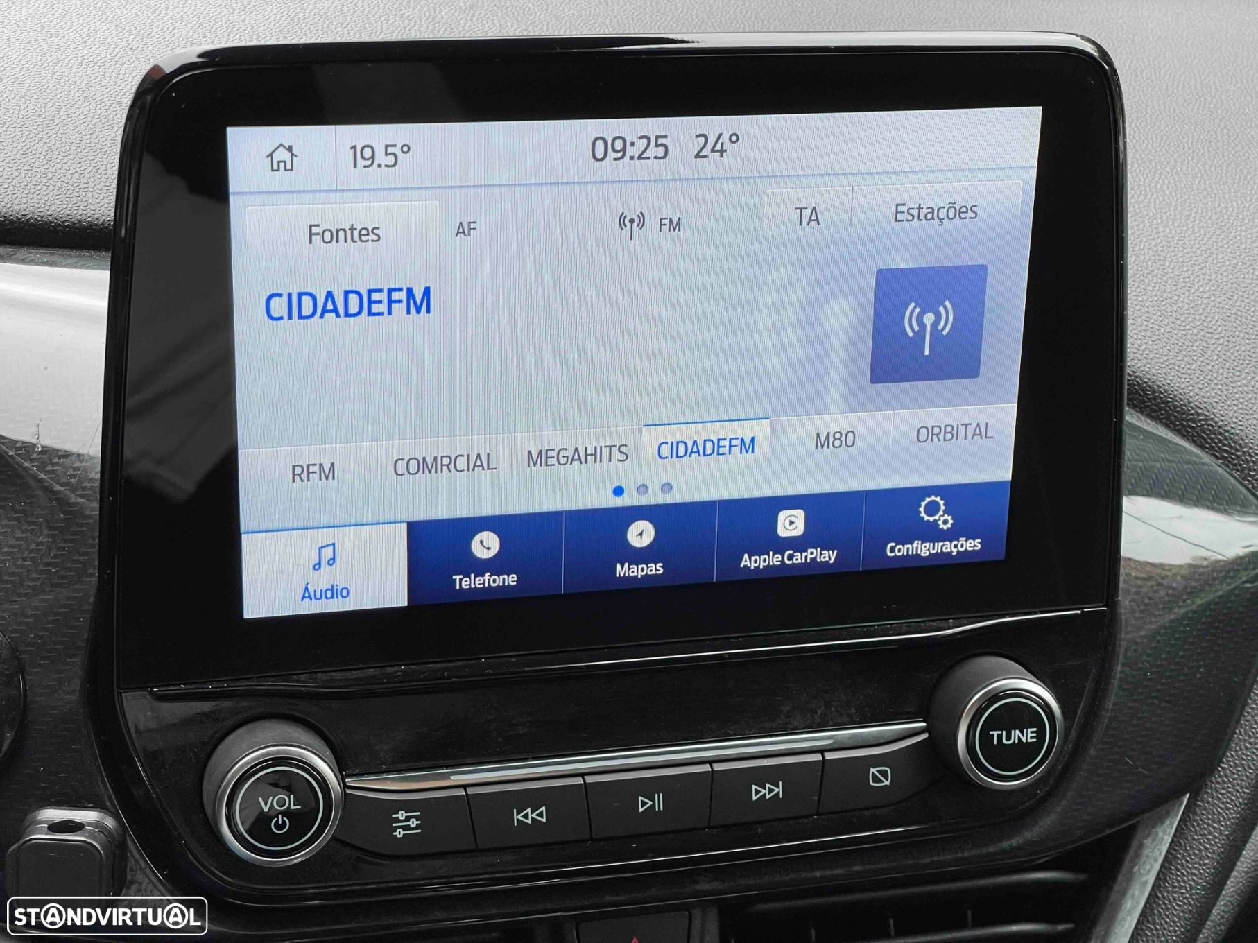 Ford Fiesta 1.5 EcoBoost S&S ST X - 46