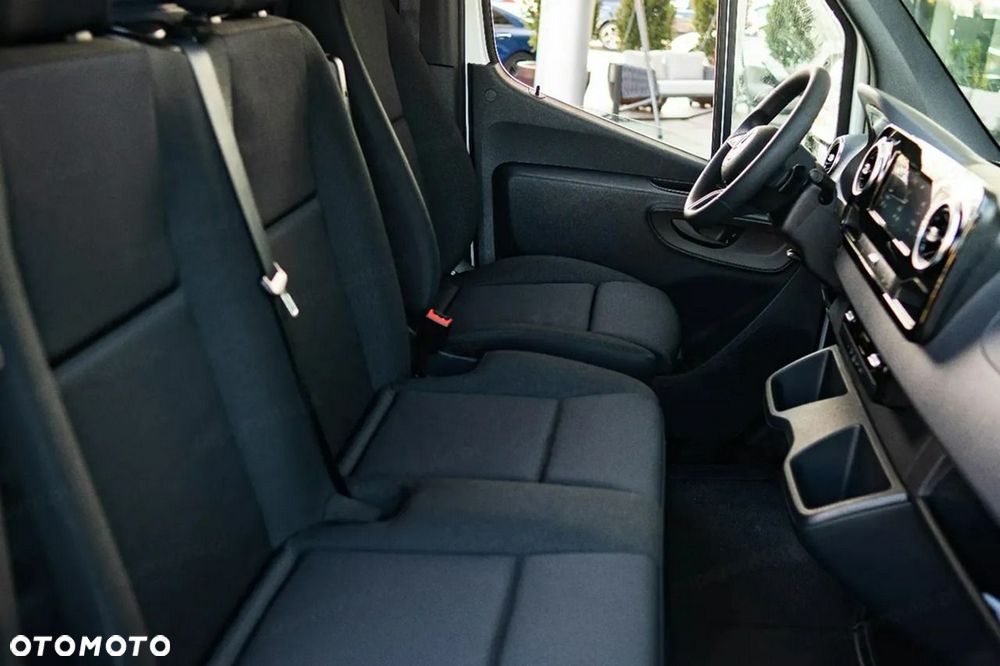 Mercedes-Benz Sprinter Long PRO 9G-Tronic 907.255 - 9