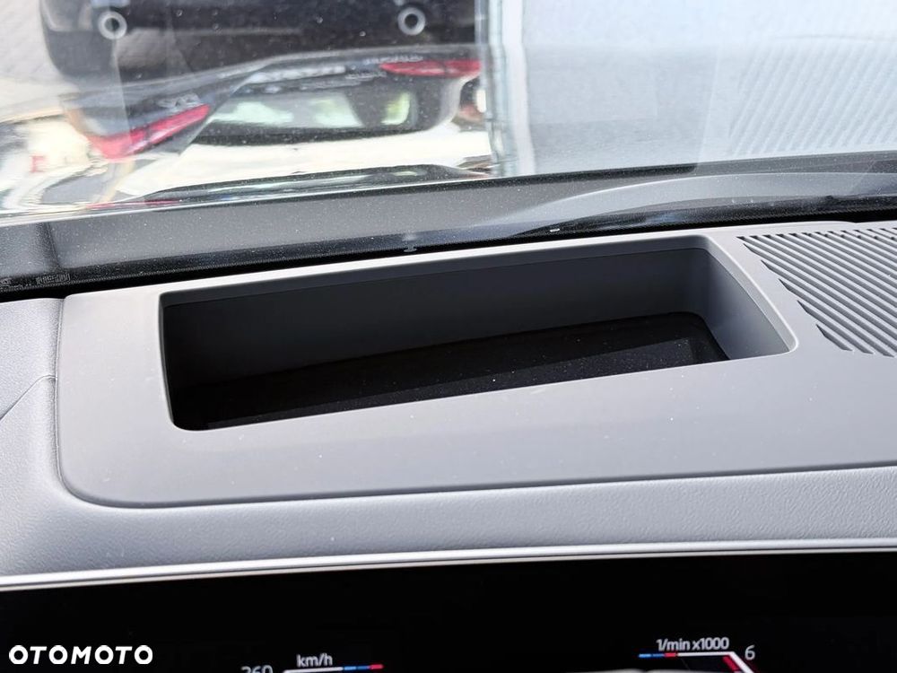 BMW Seria 5 520d mHEV M Sport - 18