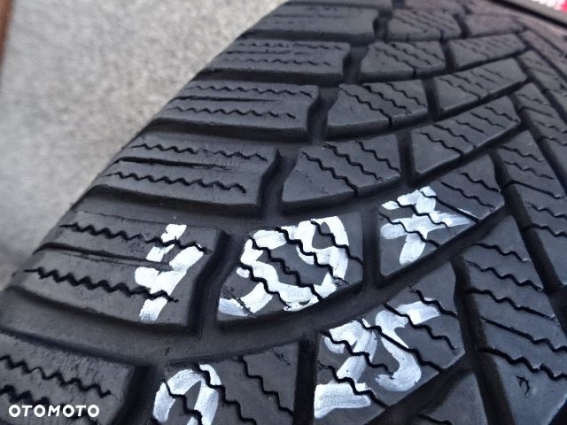 225/65/R17 102H Bridgestone Blizzak L005 - 8