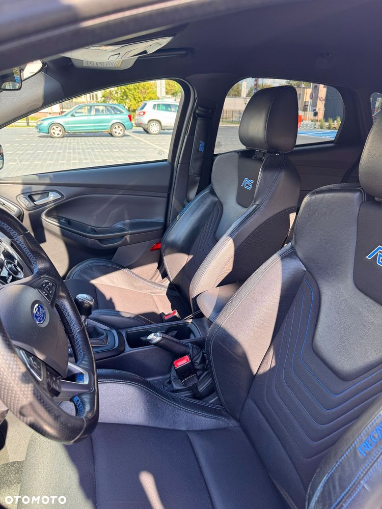 Ford Focus 2.3 EcoBoost RS - 16