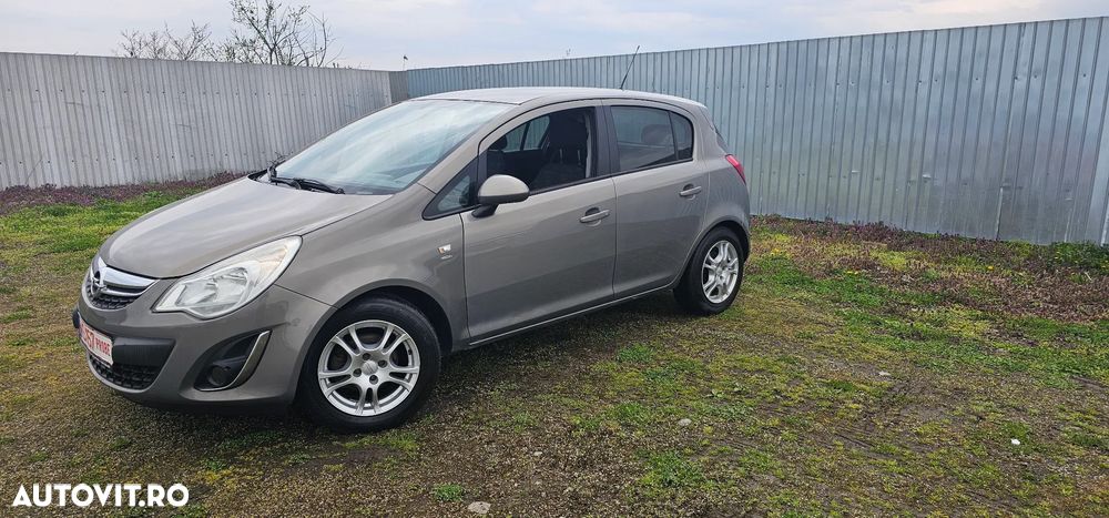 Opel Corsa 1.2 Essentia - 1