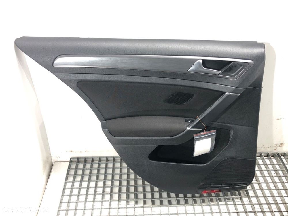 BOCZEK DRZWI LEWY TYŁ - 45.00 PLN - VW GOLF VII (5G1, BQ1, BE1, BE2) 2012 - 2022 1.4 TSI 92 kW [125 - 1