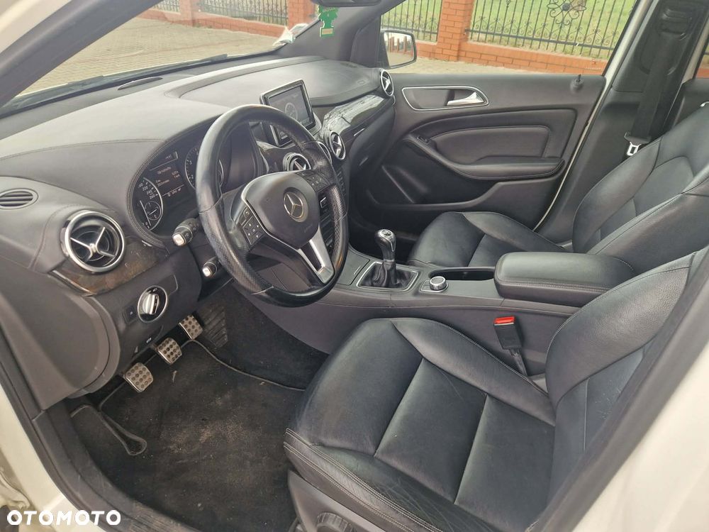 Mercedes-Benz Klasa B 200 CDI (BlueEFFICIENCY) - 8