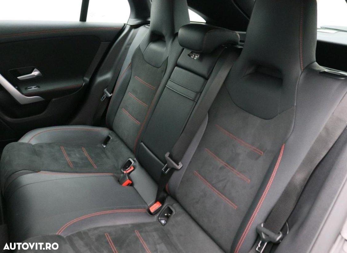 Mercedes-Benz CLA 200 Shooting Brake 7G-DCT AMG Line - 27
