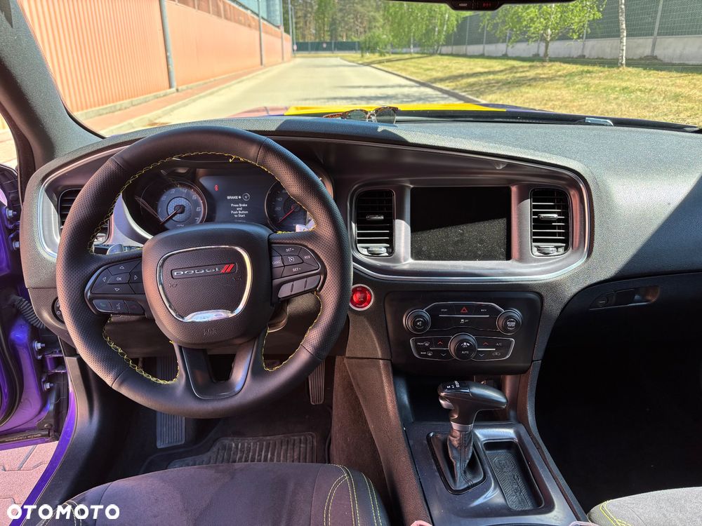 Dodge Charger 5.7 R/T - 18