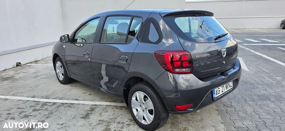 Dacia Sandero dCi 75 Laureate II - 3