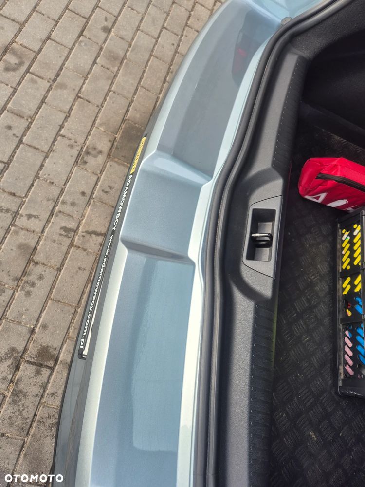 Renault Megane 1.3 TCe FAP Zen - 28