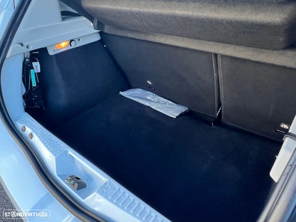 Dacia Sandero 0.9 TCe Comfort - 34