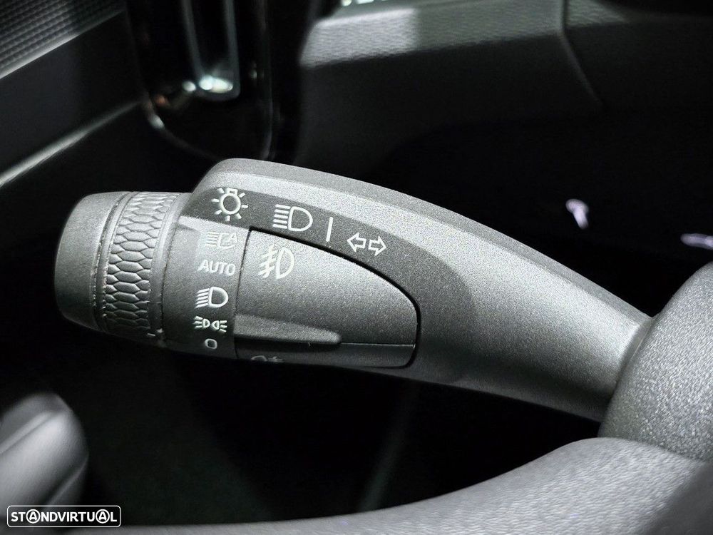 Volvo XC 40 P8 AWD Recharge RDesign - 17