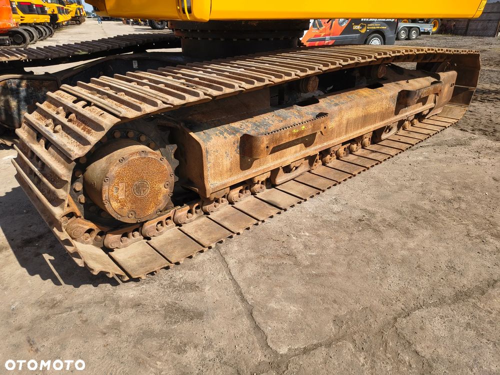 JCB 220x js220 2021R - 24