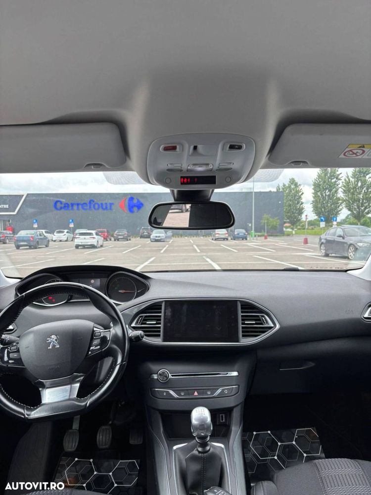 Peugeot 308 - 19
