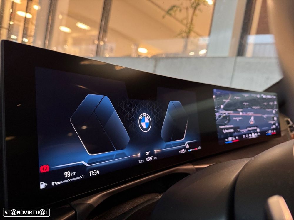 BMW 318 d Pack Desportivo M Auto - 12