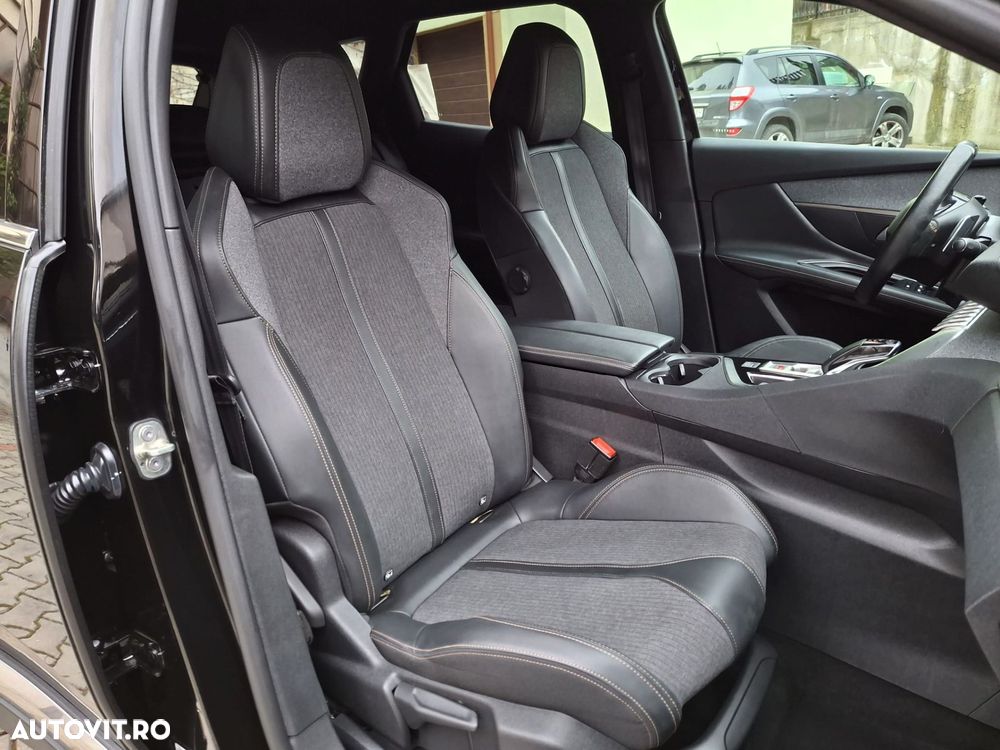 Peugeot 3008 1.6 PureTech Turbo S&S EAT8 GT-Line - 15
