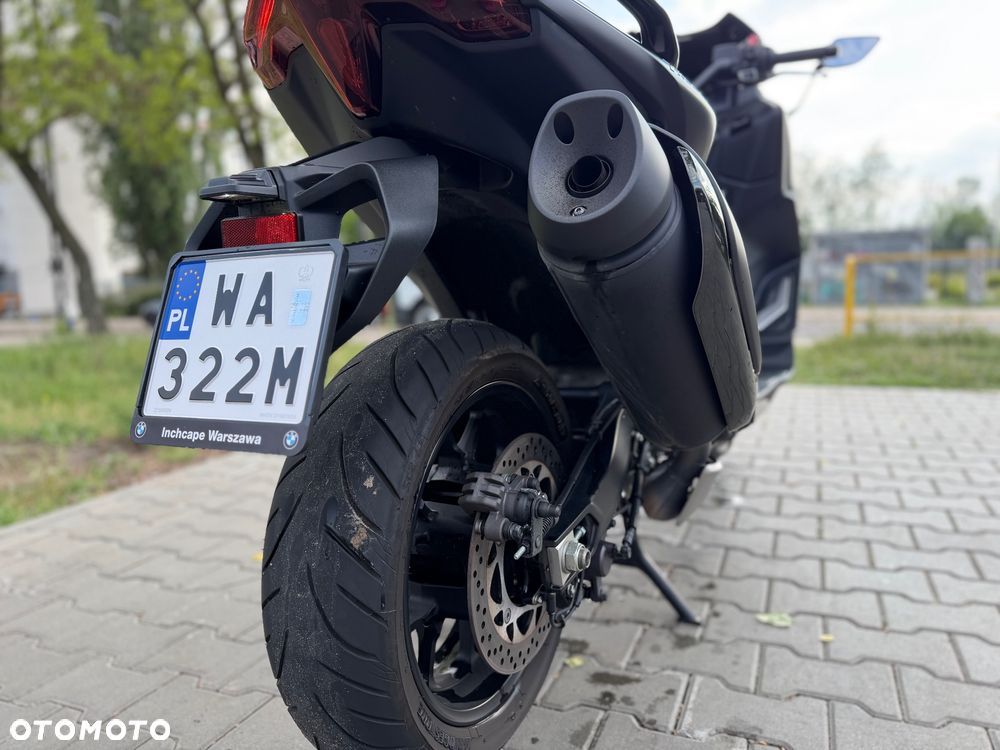 Yamaha Tmax - 14