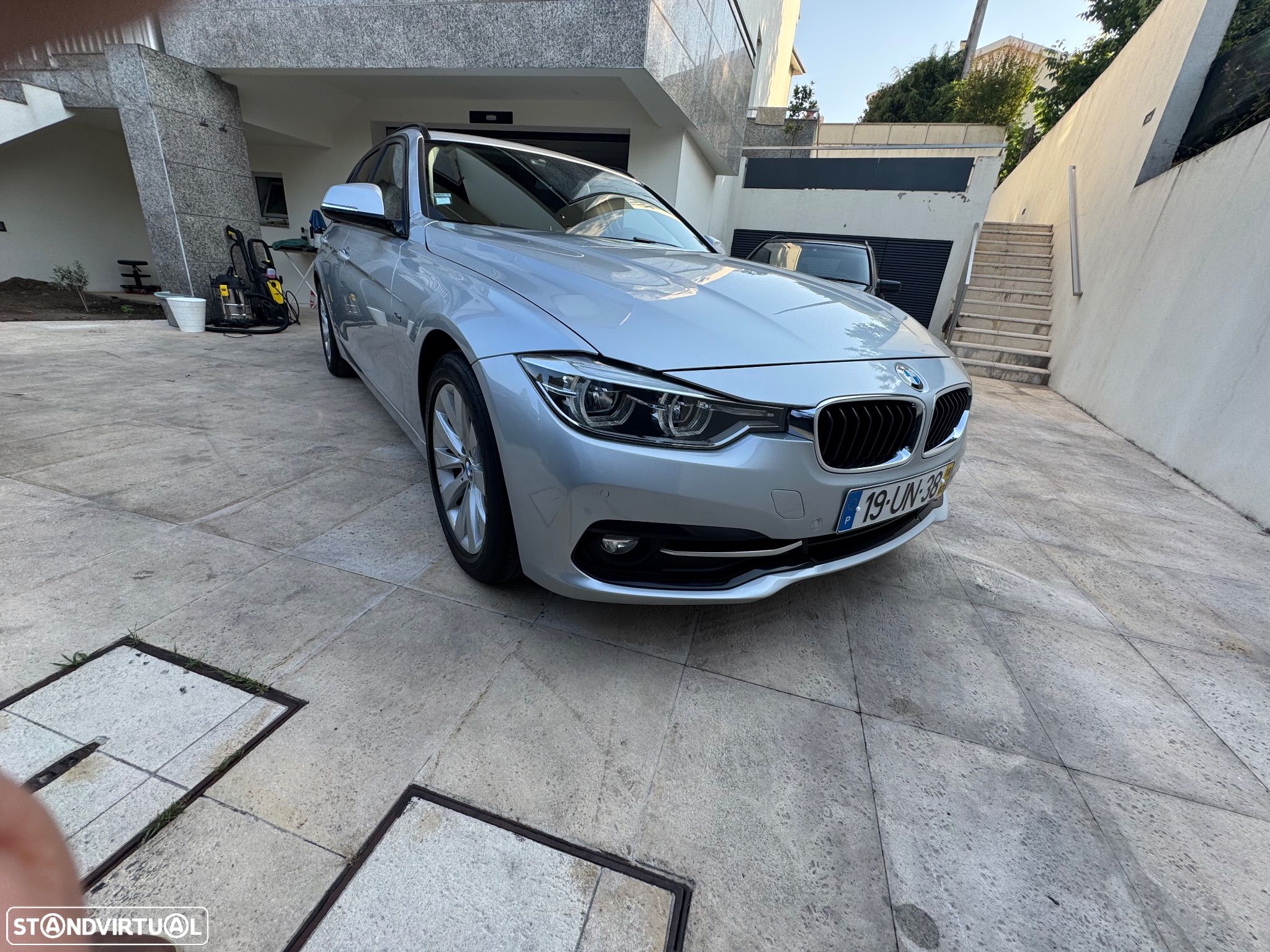 BMW 318 d Touring Auto - 1