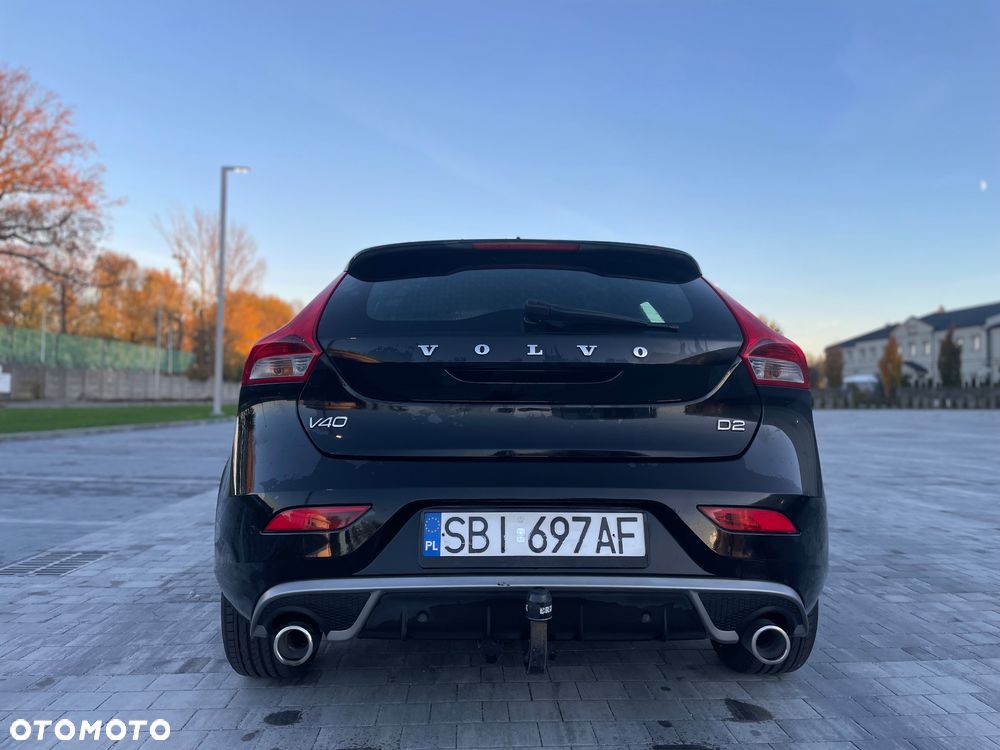 Volvo V40 D2 Drive-E R-Design Kinetic - 9
