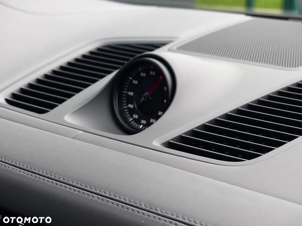 Porsche Cayenne Coupe Turbo - 24