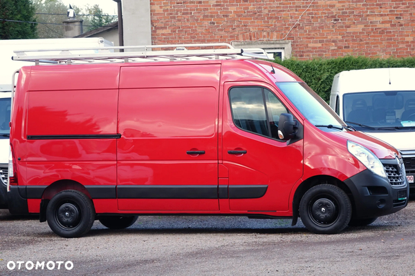 Renault Master 3-osobowy L2H2