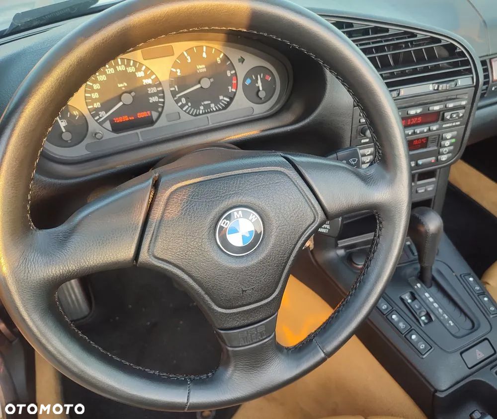 BMW Seria 3 - 16