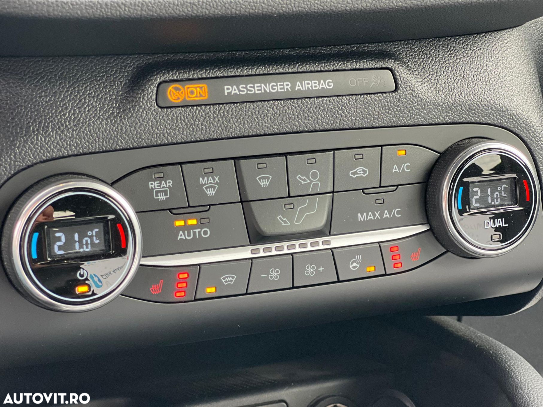 Ford Kuga - 20