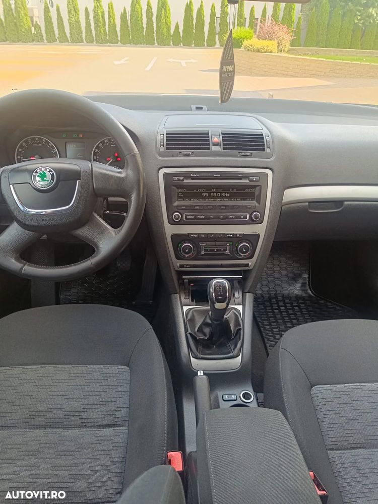 Skoda Octavia 1.6 TDI Business - 5