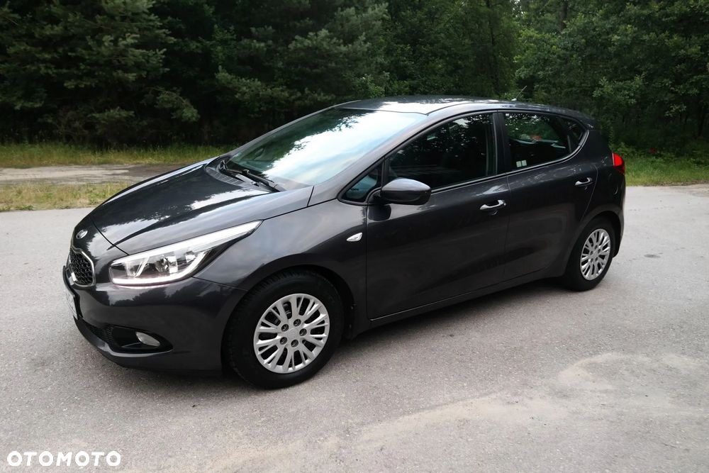Kia Ceed 1.4 L - 3