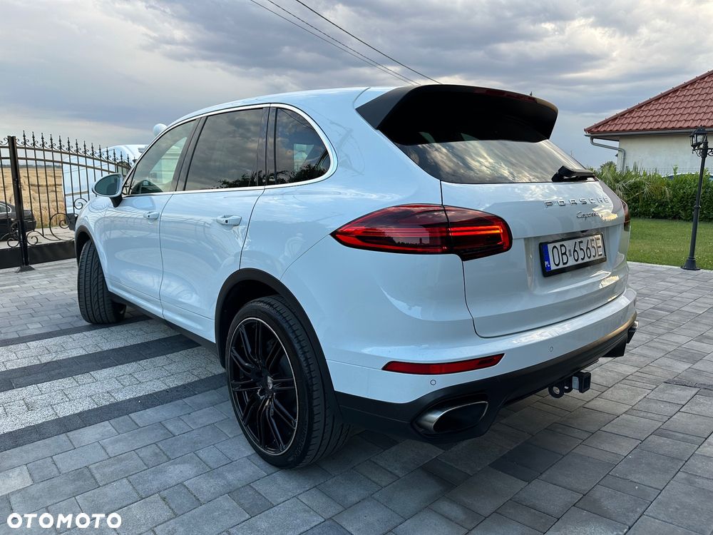 Porsche Cayenne Standard - 7