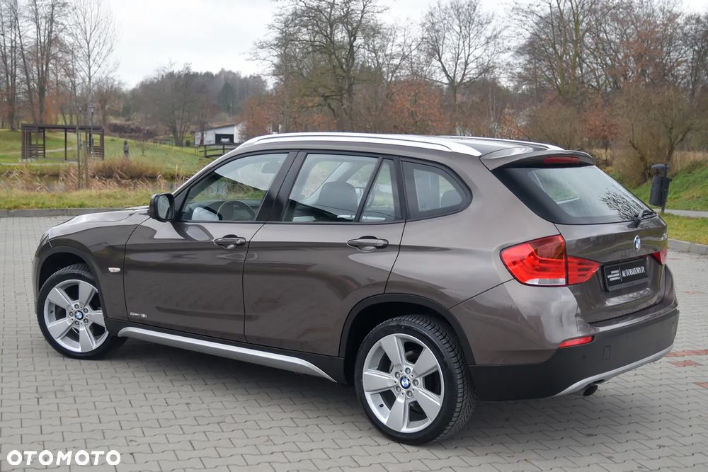 BMW X1 sDrive18i xLine - 6