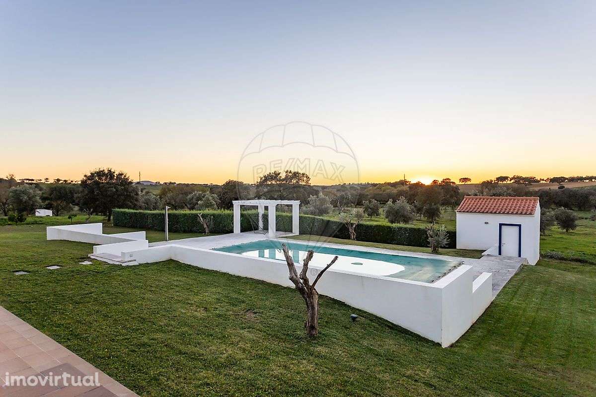 Moradia T4 para venda - Grande imagem: 3/25