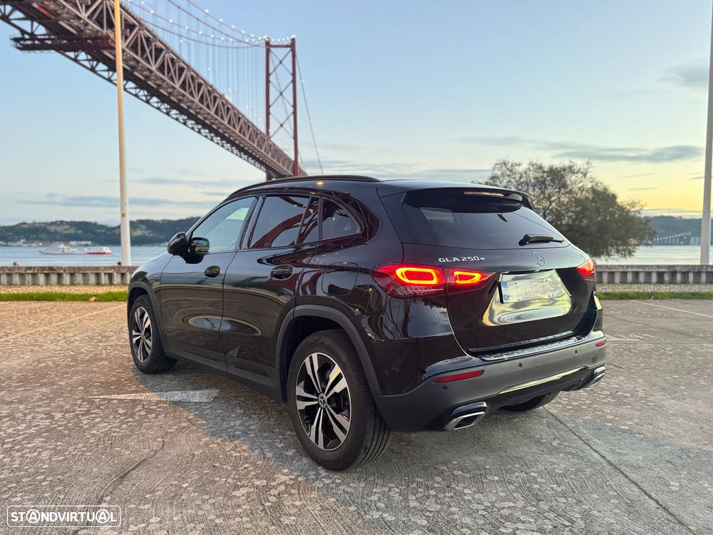 Mercedes-Benz GLA 250 e 8G-DCT - 1
