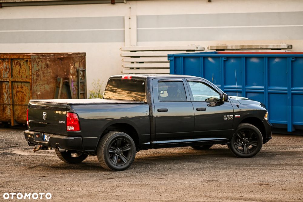Dodge RAM 1500 5.7 4x4 - 7