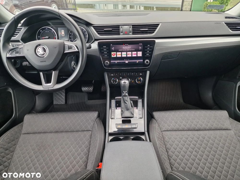 Skoda Superb 2.0 TDI Active DSG - 23