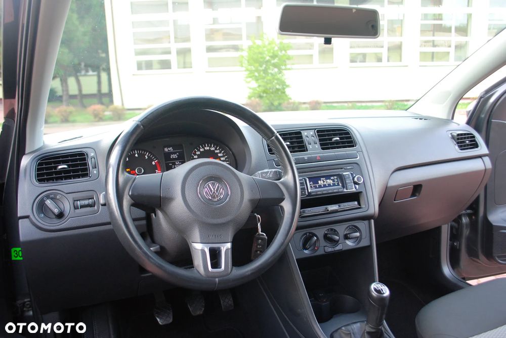 Volkswagen Polo - 12