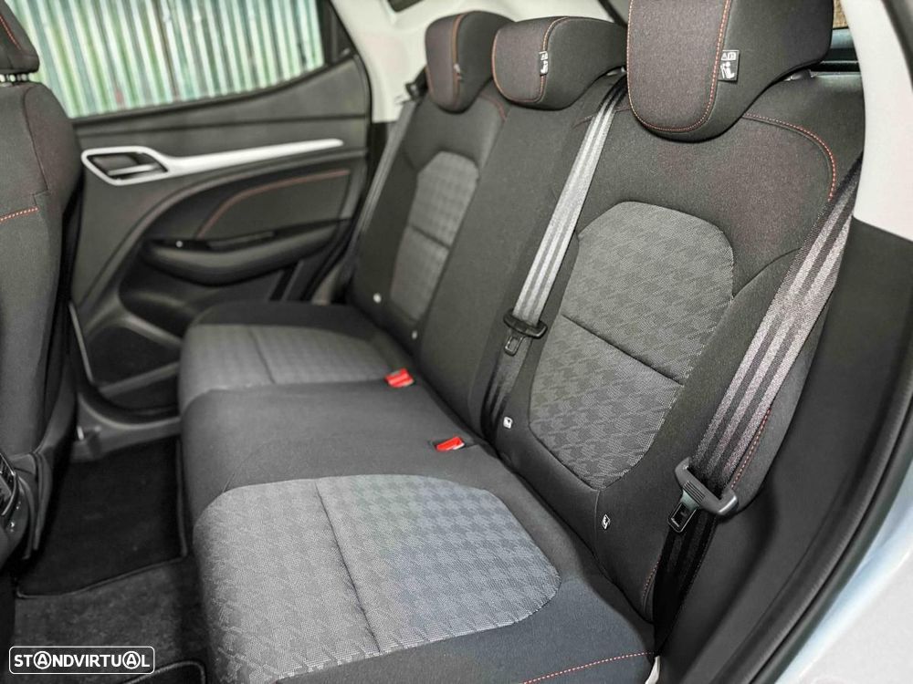 MG ZS EV 72.6 kWh Comfort OBC 11 kW - 31