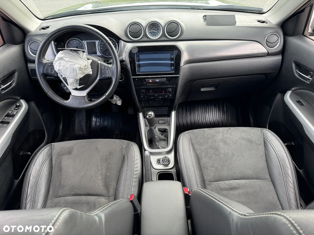 Suzuki Vitara 1.6 Premium 4WD - 14