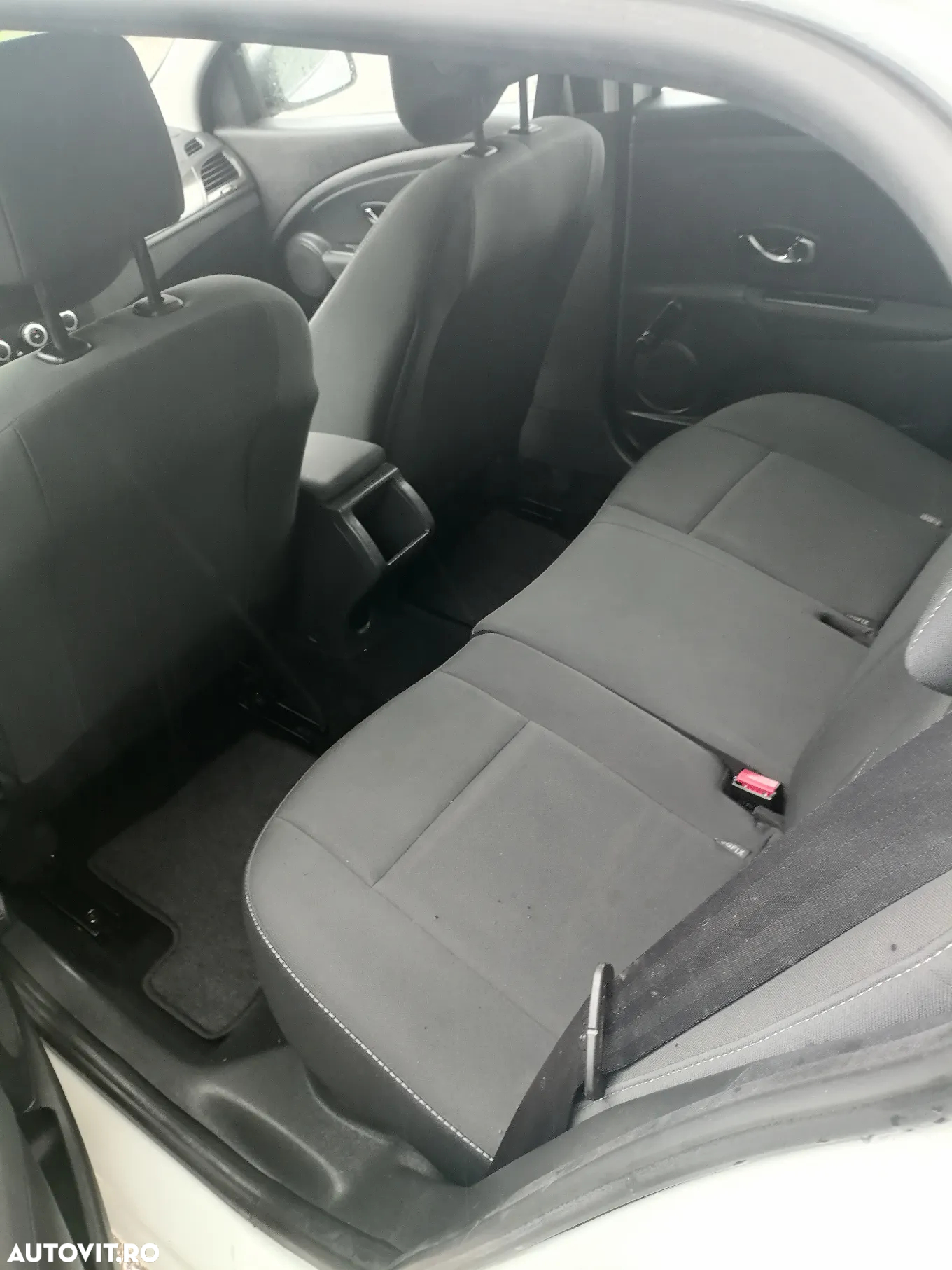 Renault Megane 1.5 dCi Dynamique - 8