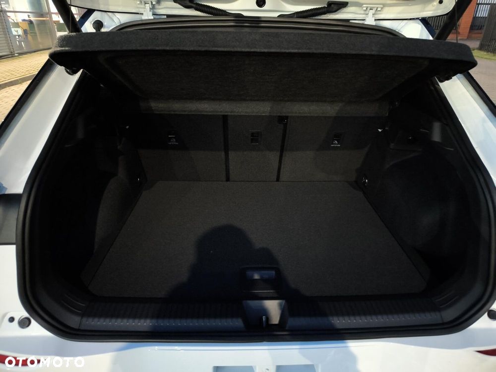 Volkswagen T-Roc 1.5 eTSI R-Line DSG - 14