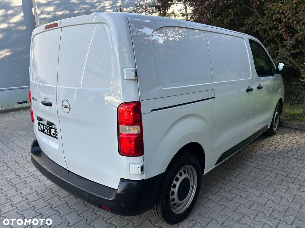 Opel Vivaro - 11