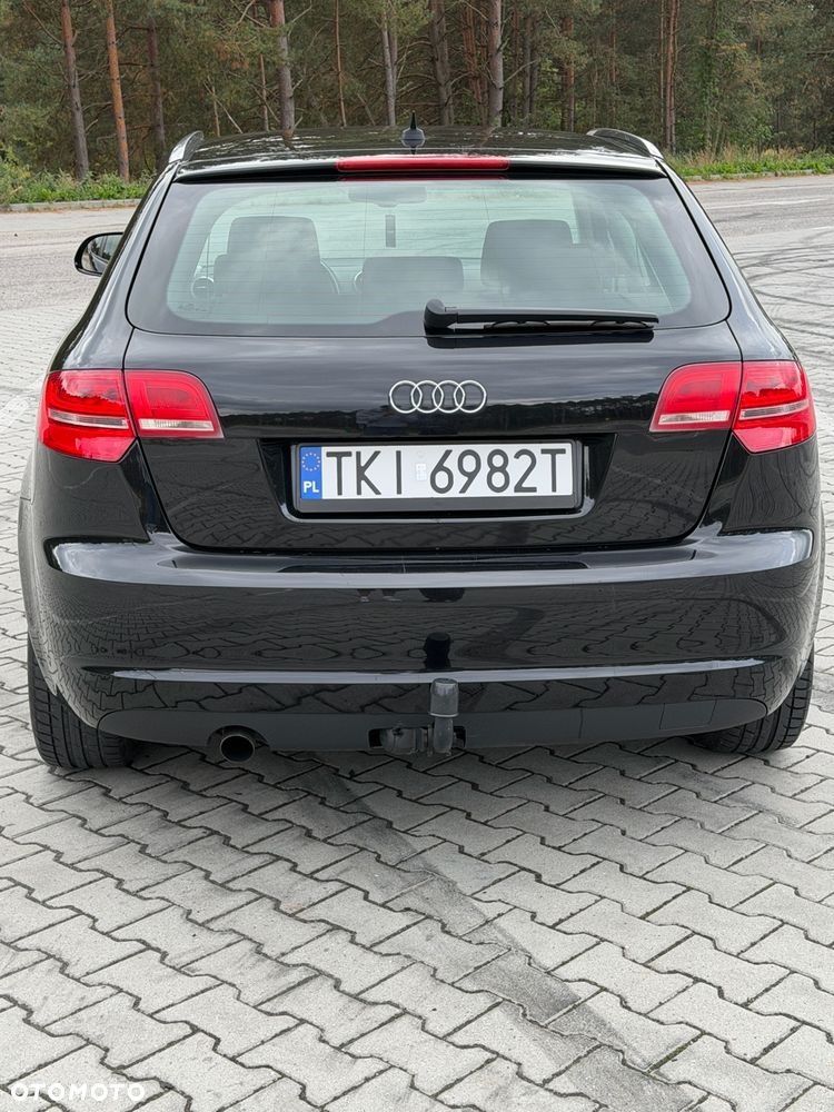 Audi A3 Sportback 2.0 TDI DPF Ambiente - 3