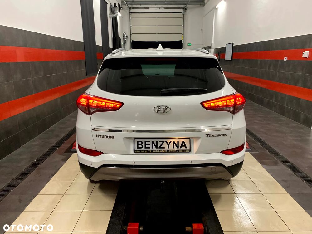 Hyundai Tucson 1.6 GDi 2WD Select - 12