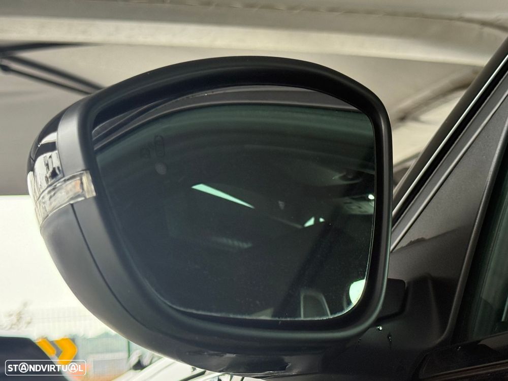 Peugeot e-2008 50 kWh GT Pack - 25