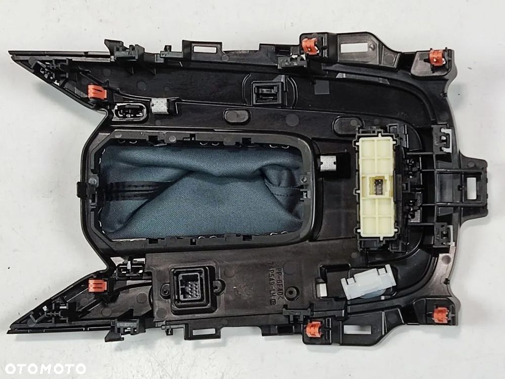 TOYOTA COROLLA od 2019r Panel Tunelu Środkowego - 15