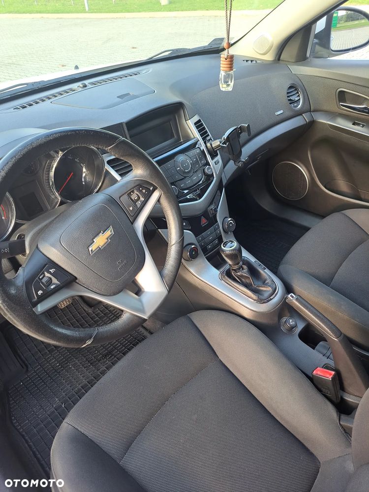 Chevrolet Cruze 1.7 D LT+ - 14