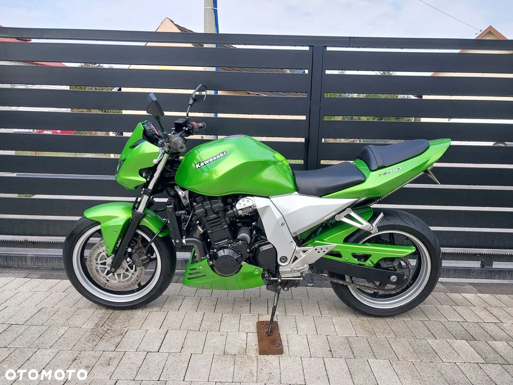 Kawasaki Z - 2