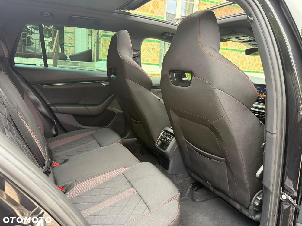 Skoda Octavia 2.0 TDI RS DSG - 8
